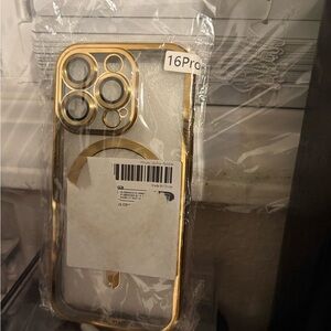 Gold Phone Case for 16Pro